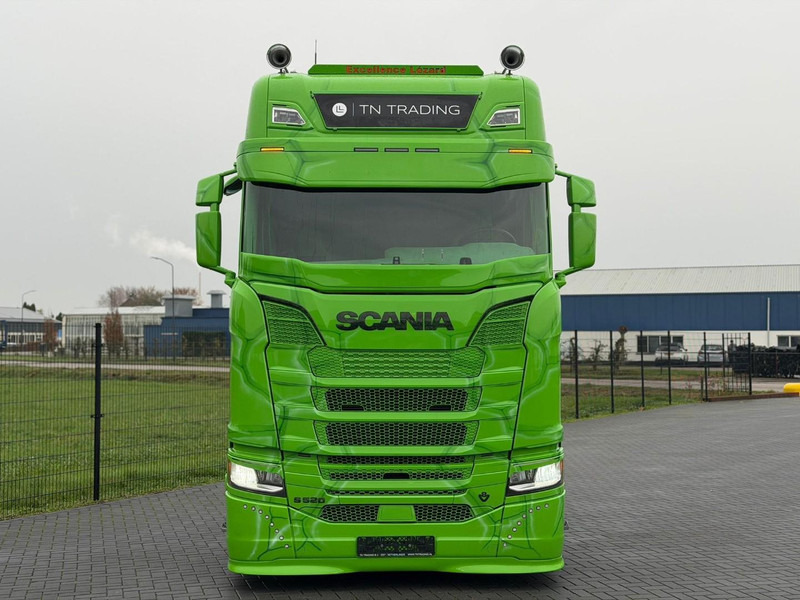 Scania S520 V8 NGS SHOWTRUCK, VOLLUCHT, SMART2 TACHO, PARK COOL, RETARDER, TOPSTAAT. - Tractor unit: picture 2 Scania S520 V8 NGS SHOWTRUCK, VOLLUCHT, SMART2 TACHO, PARK COOL, RETARDER, TOPSTAAT. - Tractor unit: picture 2