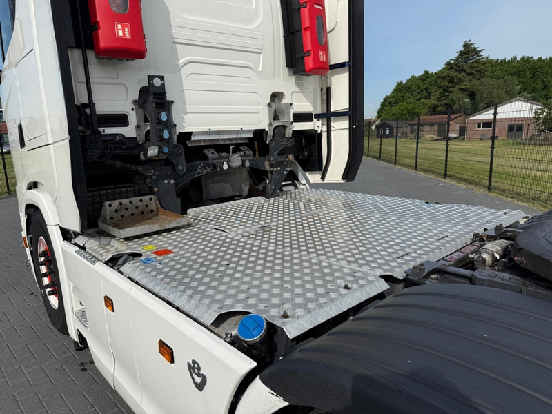 Tractor unit Scania S580 VOLLUCHT, PTO, LEER, RETARDER, TV, 3.15WB, BULLBAR.: picture 10