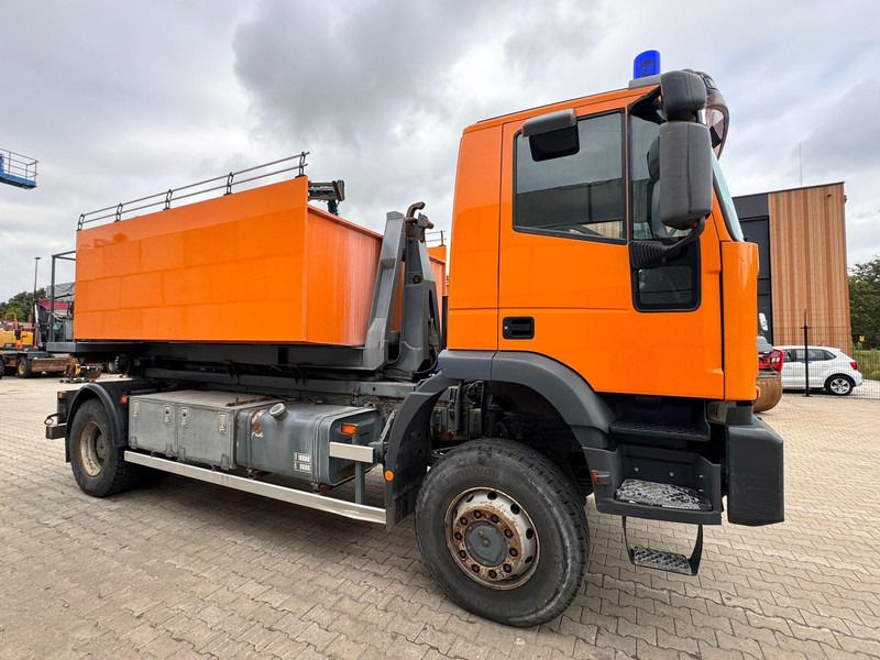 Iveco Eurotrakker 310 4x4 - Fire truck: picture 4 Iveco Eurotrakker 310 4x4 - Fire truck: picture 4