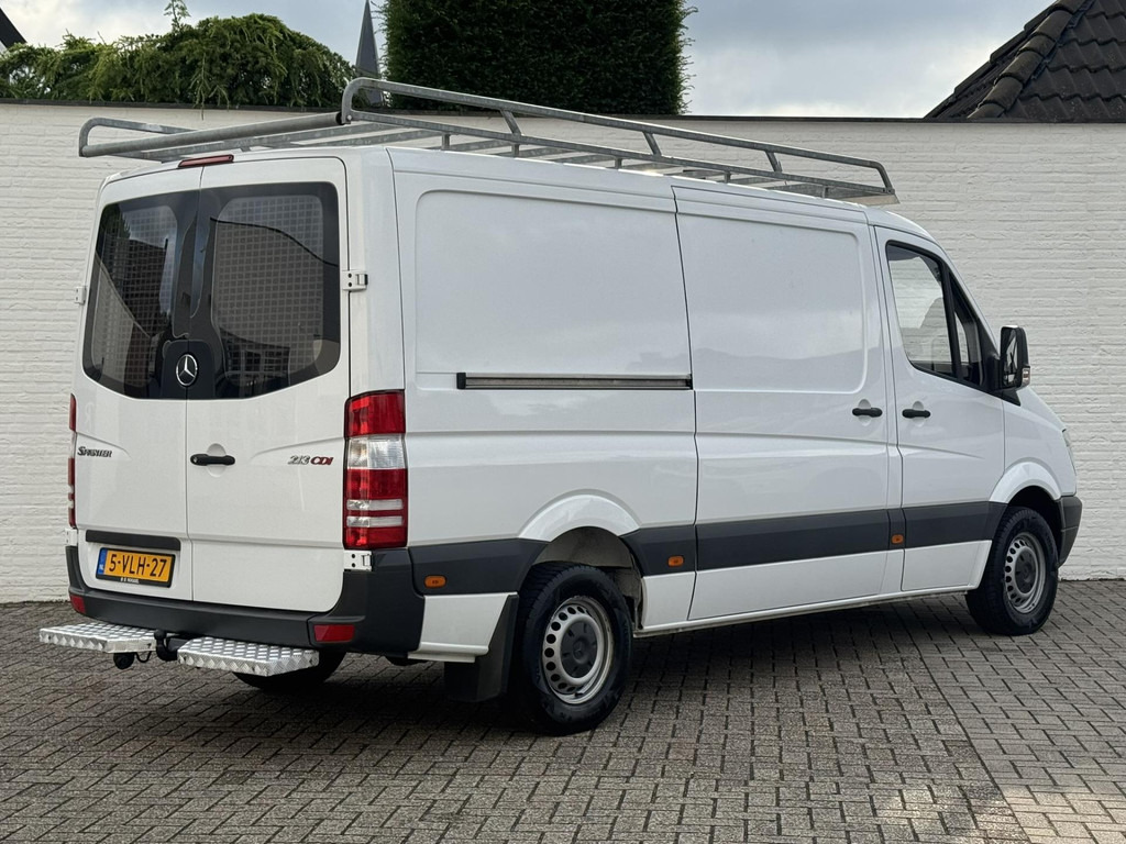 Mercedes-Benz Sprinter-213 2.2 CDI 366 DC 2x Schuifdeur Airco Imperiaal Treeplank Trekhaak 3 Zitplaatsen - Panel van: picture 2 Mercedes-Benz Sprinter-213 2.2 CDI 366 DC 2x Schuifdeur Airco Imperiaal Treeplank Trekhaak 3 Zitplaatsen - Panel van: picture 2