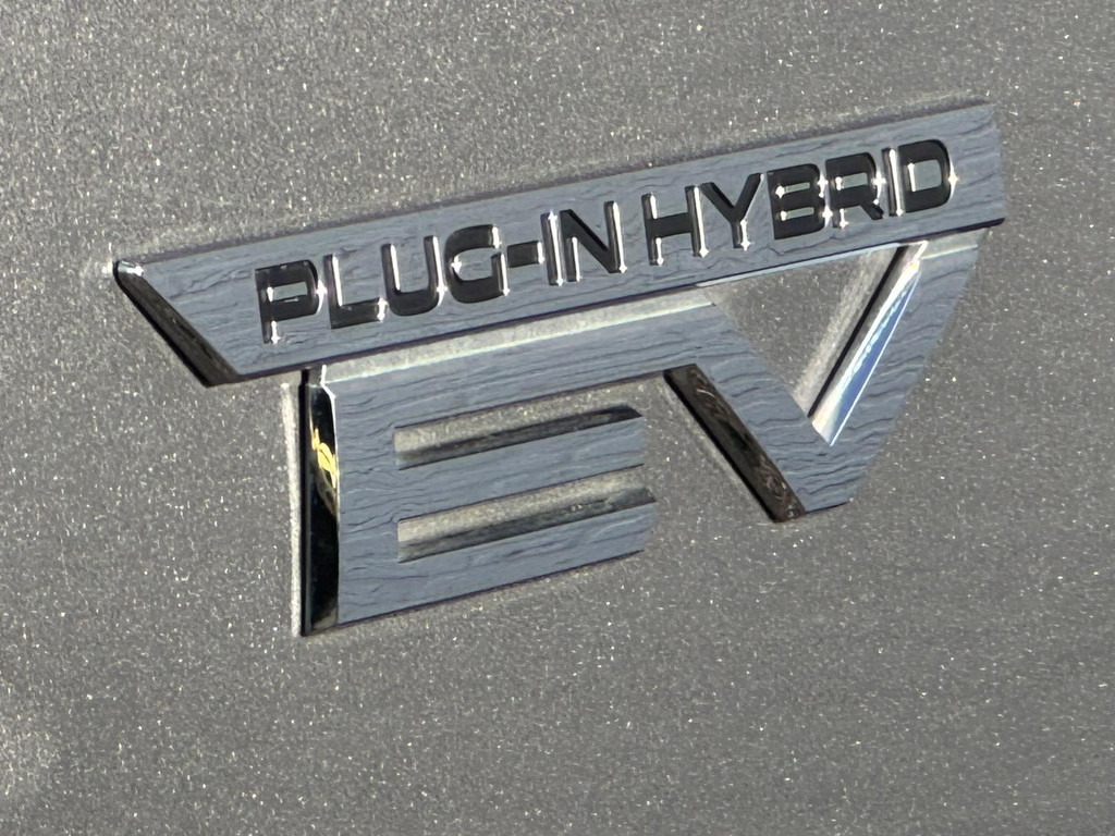 SUV Mitsubishi Eclipse Cross-2.4 PHEV Business Executive Adaptive cruise Climate control Stuur- Stoelverwarming v/a Apple / Android: picture 17