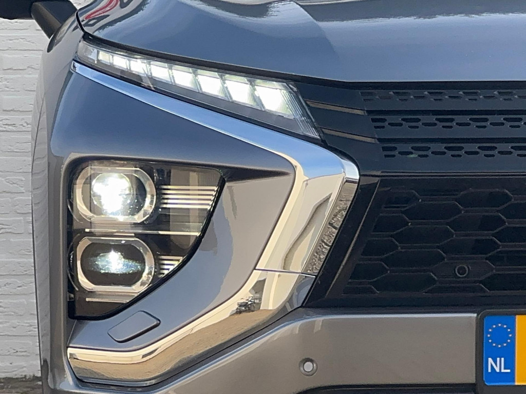 SUV Mitsubishi Eclipse Cross-2.4 PHEV Business Executive Adaptive cruise Climate control Stuur- Stoelverwarming v/a Apple / Android: picture 16