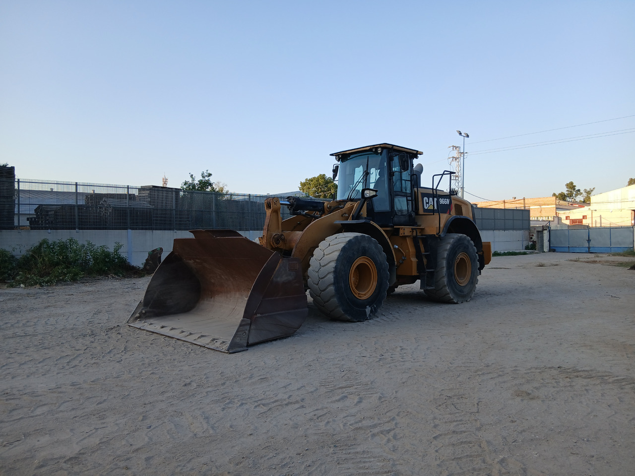 Caterpillar 966M - Construction machinery: picture 1 Caterpillar 966M - Construction machinery: picture 1