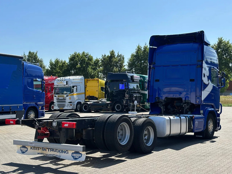 Scania R580 V8 6X2 Chassis WB 4.70mtr Retarder Topline Euro 6 - Cab chassis truck: picture 3 Scania R580 V8 6X2 Chassis WB 4.70mtr Retarder Topline Euro 6 - Cab chassis truck: picture 3