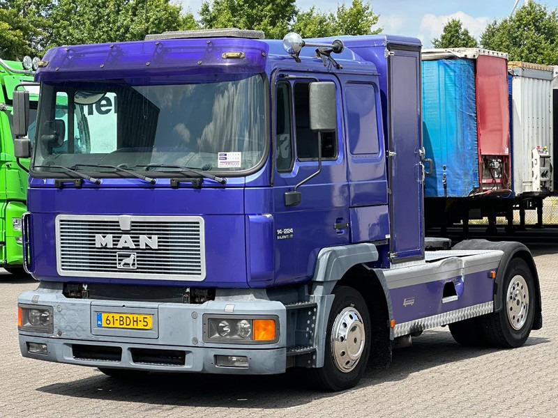 MAN 14.224 4x2 Euro 2 / 6 Cilinder / Manual / 290Tkm! - Tractor unit: picture 1 MAN 14.224 4x2 Euro 2 / 6 Cilinder / Manual / 290Tkm! - Tractor unit: picture 1