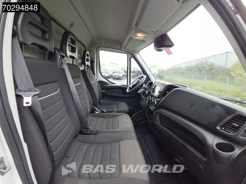 Iveco Daily 35C16 Automatik Ladebordwand 160PS Koffer Doppelbereifung Klima Kamera Euro6 20m3 A/C on lease Iveco Daily 35C16 Automatik Ladebordwand 160PS Koffer Doppelbereifung Klima Kamera Euro6 20m3 A/C: picture 9