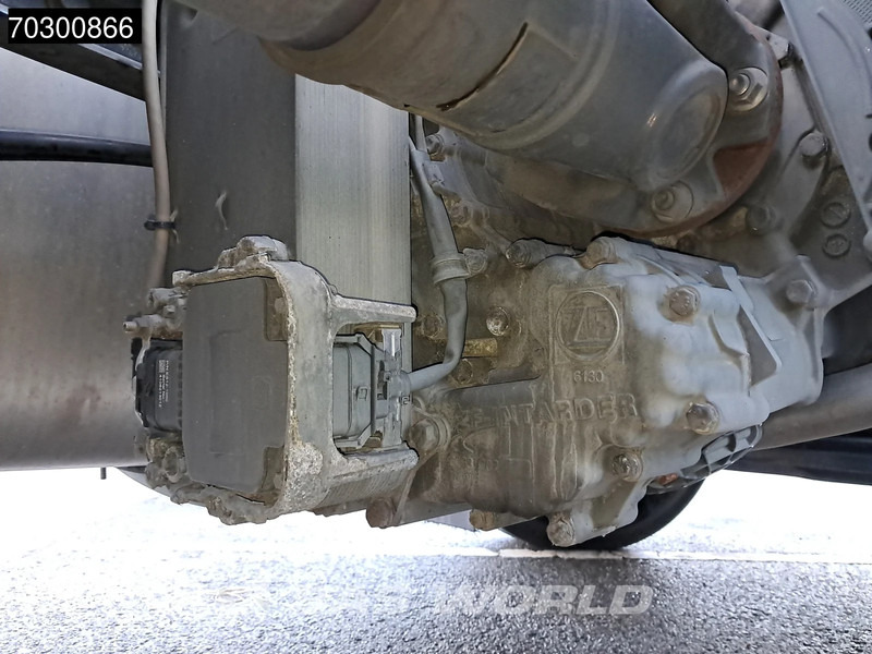 Tractor unit DAF XF 480 4X2 SSC Retarder 2xTanks ACC LED Standklima Euro 6: picture 17