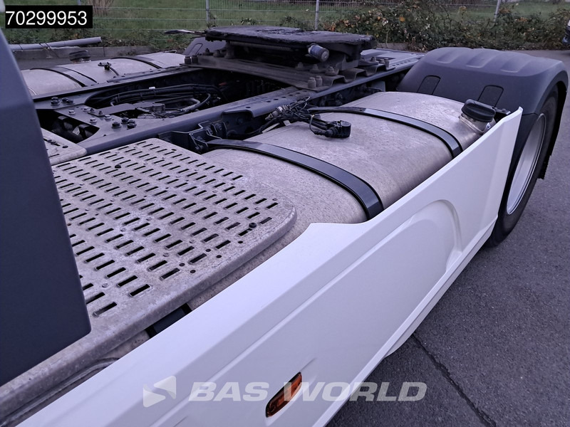 Tractor unit DAF XF 480 4X2 SSC Retarder 2xTanks ACC Standklima Euro 6: picture 14 Tractor unit DAF XF 480 4X2 SSC Retarder 2xTanks ACC Standklima Euro 6: picture 14