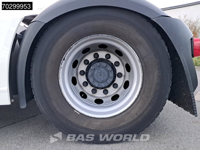 Tractor unit DAF XF 480 4X2 SSC Retarder 2xTanks ACC Standklima Euro 6: picture 18 Tractor unit DAF XF 480 4X2 SSC Retarder 2xTanks ACC Standklima Euro 6: picture 18