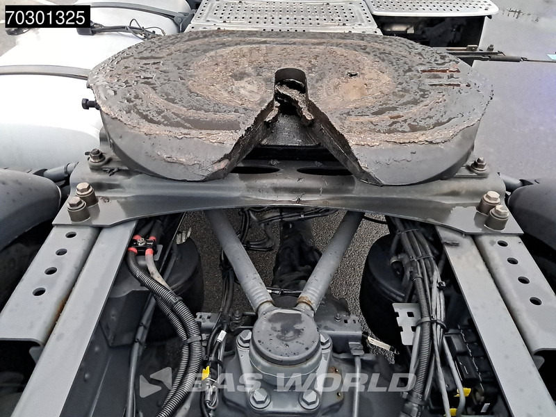 Tractor unit DAF XF 480 4X2 SSC Retarder Standklima Alcoa's ACC LED: picture 15 Tractor unit DAF XF 480 4X2 SSC Retarder Standklima Alcoa's ACC LED: picture 15