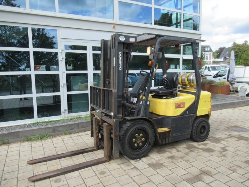 Daewoo G30P-3 Heftruck LPG - LPG forklift: picture 2 Daewoo G30P-3 Heftruck LPG - LPG forklift: picture 2