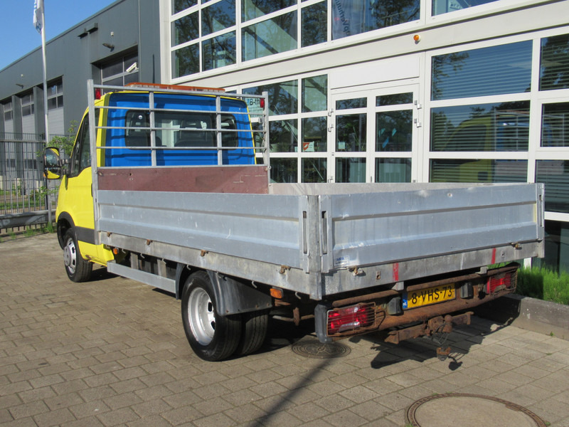 Iveco Daily 50C17 3.0D 125KW EEV 345 PickUp NIDO DIN - Flatbed van: picture 4 Iveco Daily 50C17 3.0D 125KW EEV 345 PickUp NIDO DIN - Flatbed van: picture 4