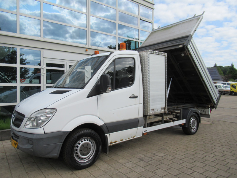 Mercedes-Benz Sprinter 310 2.2 CDI 70KW 366 3-Z./S./W. Kipper Tipper - Tipper van: picture 2 Mercedes-Benz Sprinter 310 2.2 CDI 70KW 366 3-Z./S./W. Kipper Tipper - Tipper van: picture 2