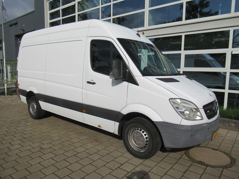 Mercedes-Benz Sprinter 313 2.2 CDI 366 L2H2 AIRCO - Klima - Panel van: picture 2 Mercedes-Benz Sprinter 313 2.2 CDI 366 L2H2 AIRCO - Klima - Panel van: picture 2