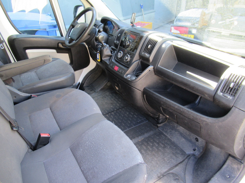 Small van, Combi van Peugeot Boxer 330 2.2 HDI 96KW L1H P+ DOKA Dubbelcabine AIRCO: picture 8