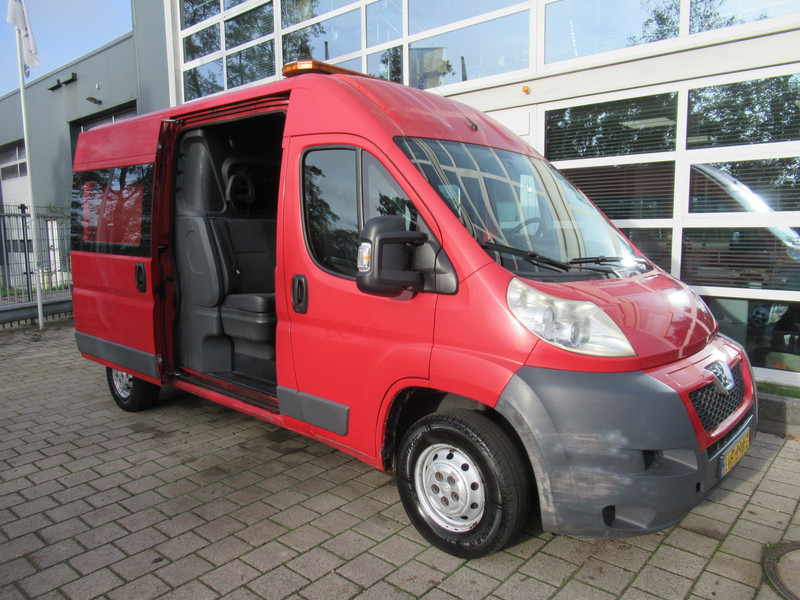 Peugeot Boxer 330 2.2 HDI 96KW L2H2 Dubbelcabine P+ DOKA - Small van, Combi van: picture 5 Peugeot Boxer 330 2.2 HDI 96KW L2H2 Dubbelcabine P+ DOKA - Small van, Combi van: picture 5