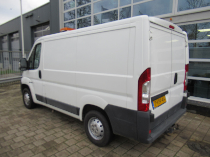 Small van Peugeot Boxer 330 3.0 HDI 116KW L1H1 P+: picture 6