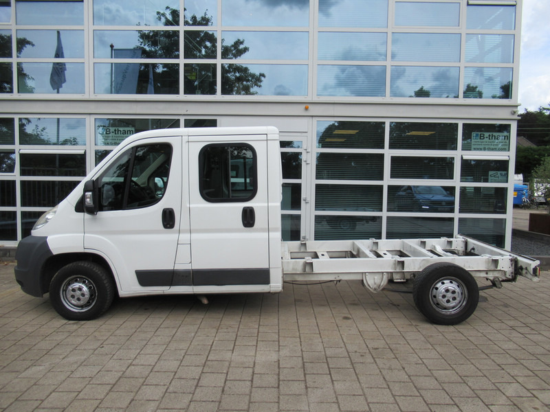 Citroën Jumper 35 2.2HDi 96KW L3 DOKA Dubbelcabine Chassis - Van, Combi van: picture 2 Citroën Jumper 35 2.2HDi 96KW L3 DOKA Dubbelcabine Chassis - Van, Combi van: picture 2