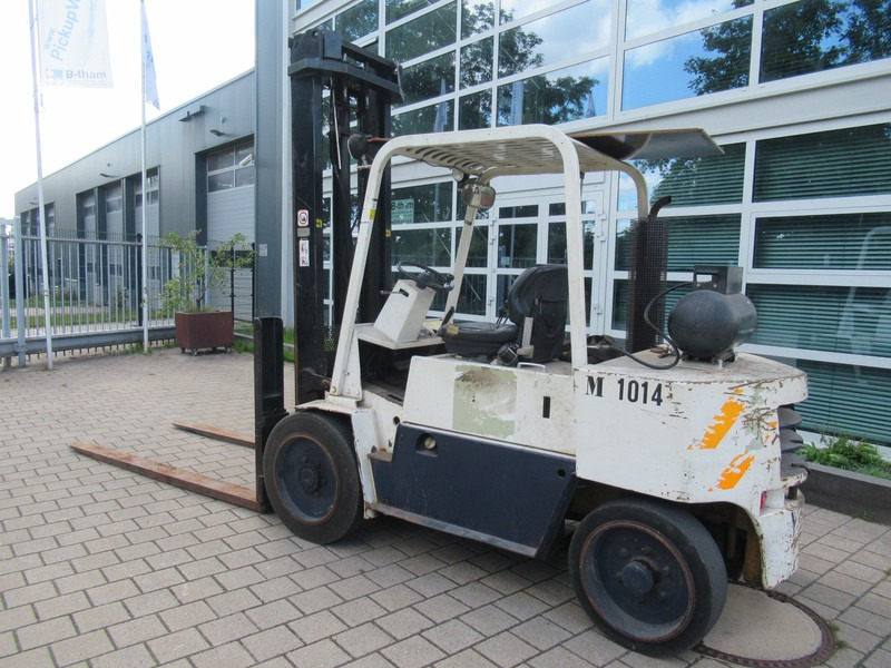 Yale GLP 080EEPAS 3.7T - LPG forklift: picture 3 Yale GLP 080EEPAS 3.7T - LPG forklift: picture 3