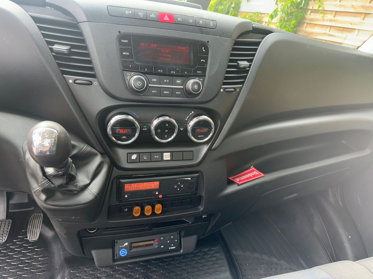 Iveco Daily 70c18 Schiebeplateau/Seilwinde/Funk on lease Iveco Daily 70c18 Schiebeplateau/Seilwinde/Funk: picture 14