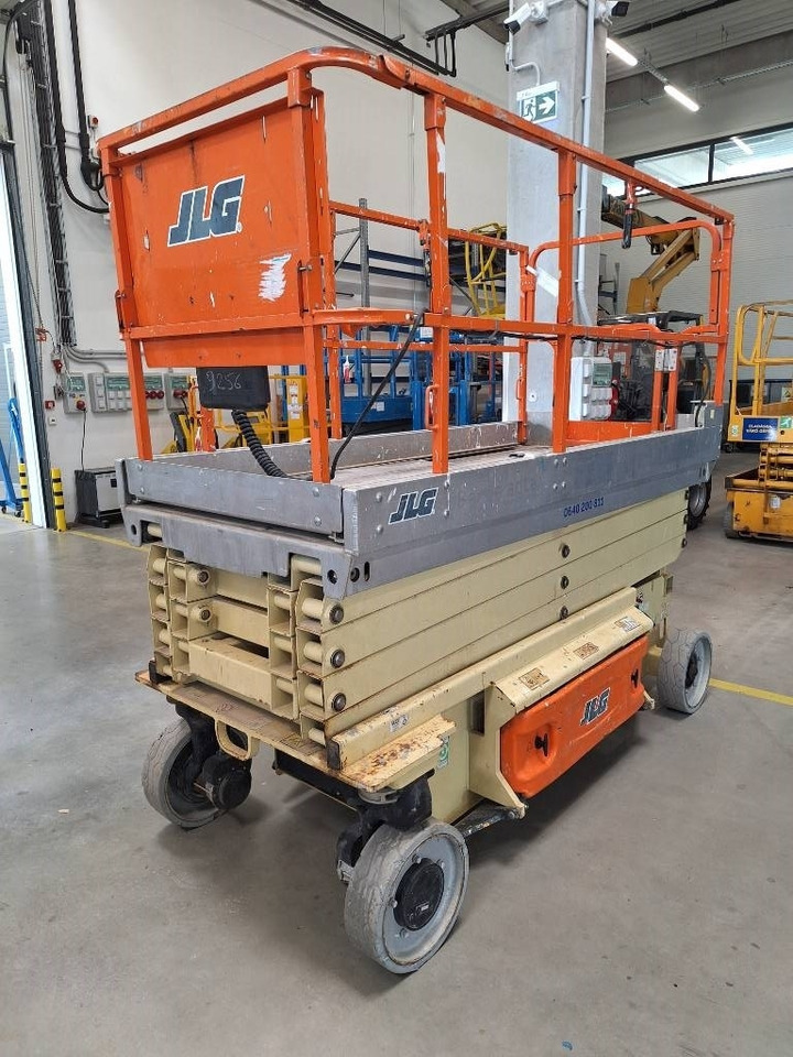 JLG 2646 ES - Scissor lift: picture 3 JLG 2646 ES - Scissor lift: picture 3
