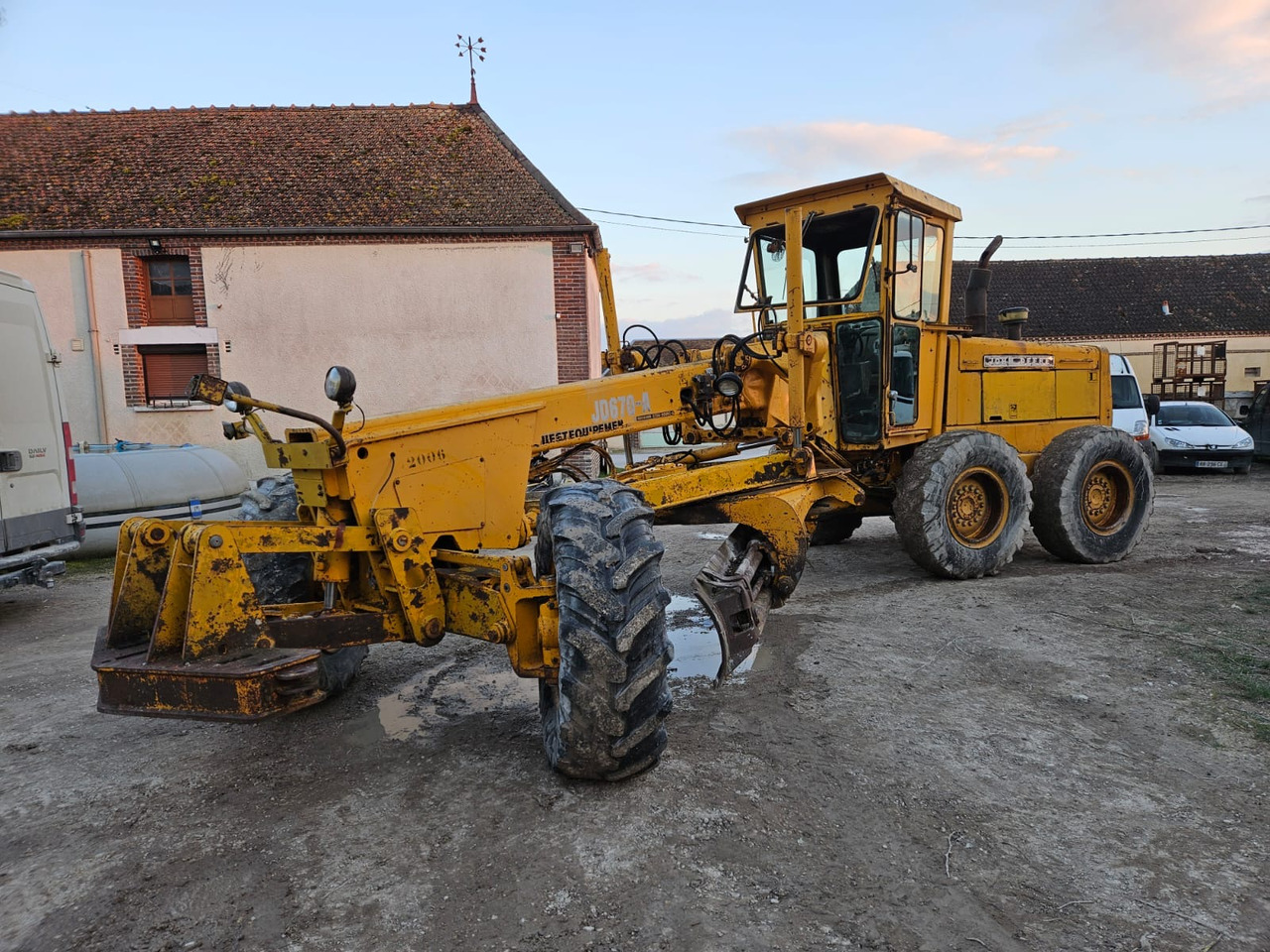 JOHN JD670-A - Grader: picture 3 JOHN JD670-A - Grader: picture 3