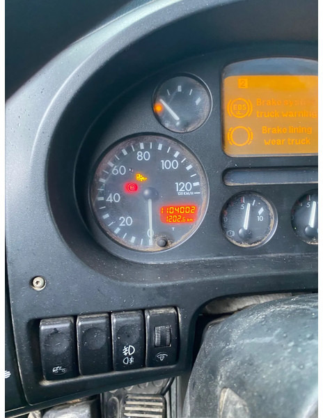 Tractor unit DAF XF 95.480: picture 6