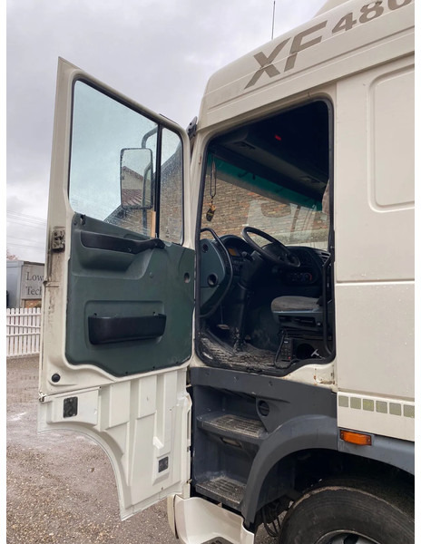 Tractor unit DAF XF 95.480: picture 14