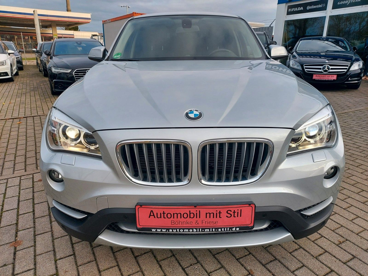 BMW X1 18 d xDrive Xenon Navi Leder AHK - SUV: picture 2 BMW X1 18 d xDrive Xenon Navi Leder AHK - SUV: picture 2