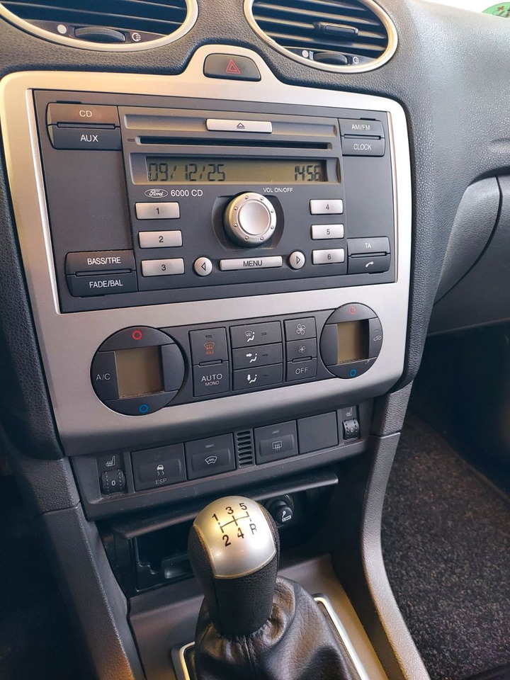 Ford Focus Turnier Fun X Klima Sitzheizung - Station wagon: picture 1 Ford Focus Turnier Fun X Klima Sitzheizung - Station wagon: picture 1