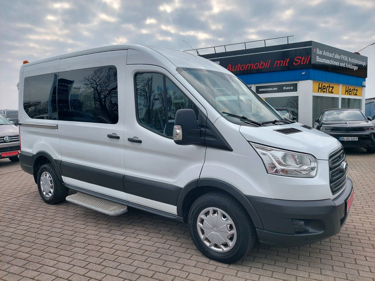 Ford Transit Kombi 330 L2 Trend 9 Sitze Klima Sitzhei - Passenger van: picture 3 Ford Transit Kombi 330 L2 Trend 9 Sitze Klima Sitzhei - Passenger van: picture 3