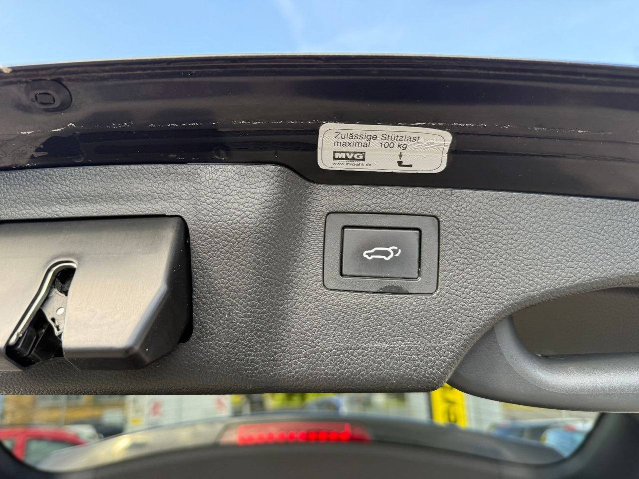 SUV Hyundai Santa Fe blue Premium 4WD XENON LED NAVI LEDER: picture 17 SUV Hyundai Santa Fe blue Premium 4WD XENON LED NAVI LEDER: picture 17