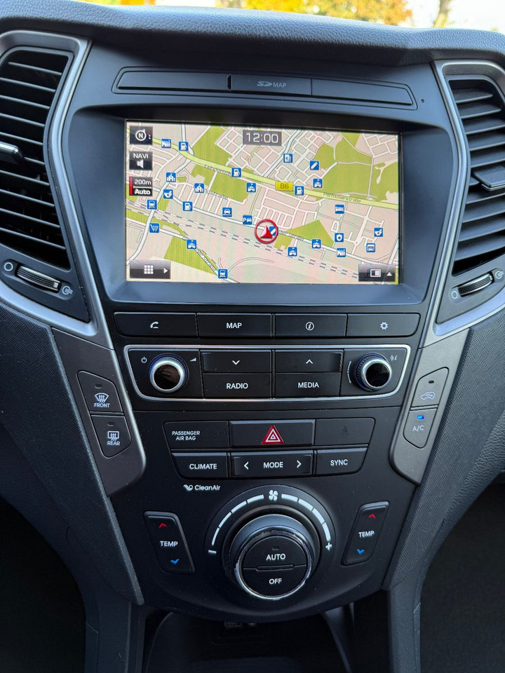 SUV Hyundai Santa Fe blue Premium 4WD XENON LED NAVI LEDER: picture 25 SUV Hyundai Santa Fe blue Premium 4WD XENON LED NAVI LEDER: picture 25