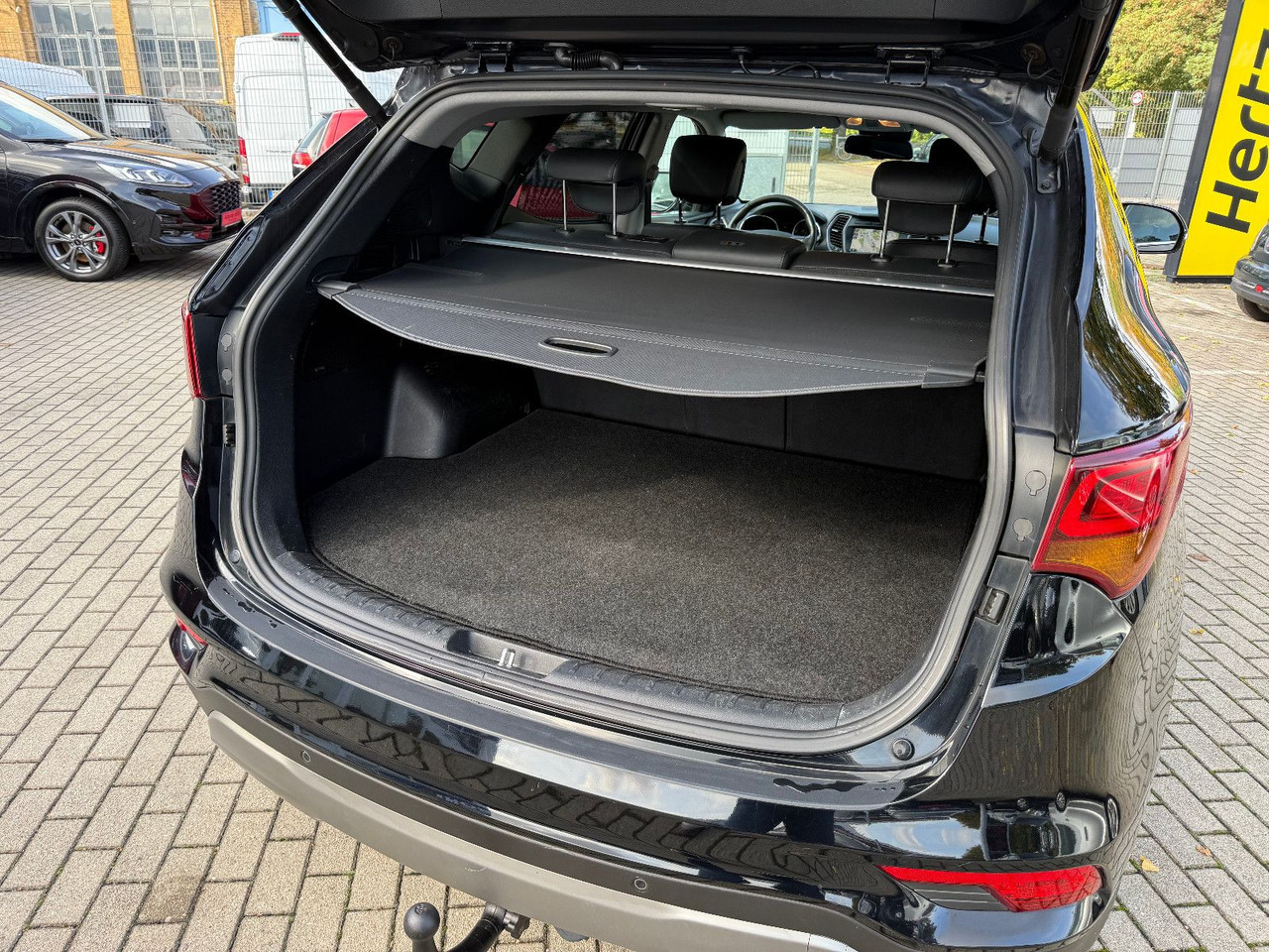 SUV Hyundai Santa Fe blue Premium 4WD XENON LED NAVI LEDER: picture 18 SUV Hyundai Santa Fe blue Premium 4WD XENON LED NAVI LEDER: picture 18