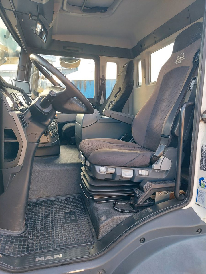 Hook lift truck MAN 26.400 ABROLLER HIAB: picture 15 Hook lift truck MAN 26.400 ABROLLER HIAB: picture 15