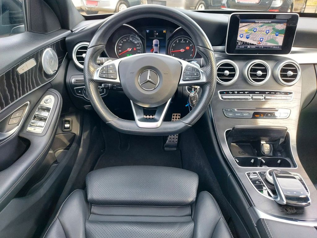 Mercedes-Benz C 250 Lim. AMG LED Leder Panorama Burmester - Car: picture 3 Mercedes-Benz C 250 Lim. AMG LED Leder Panorama Burmester - Car: picture 3