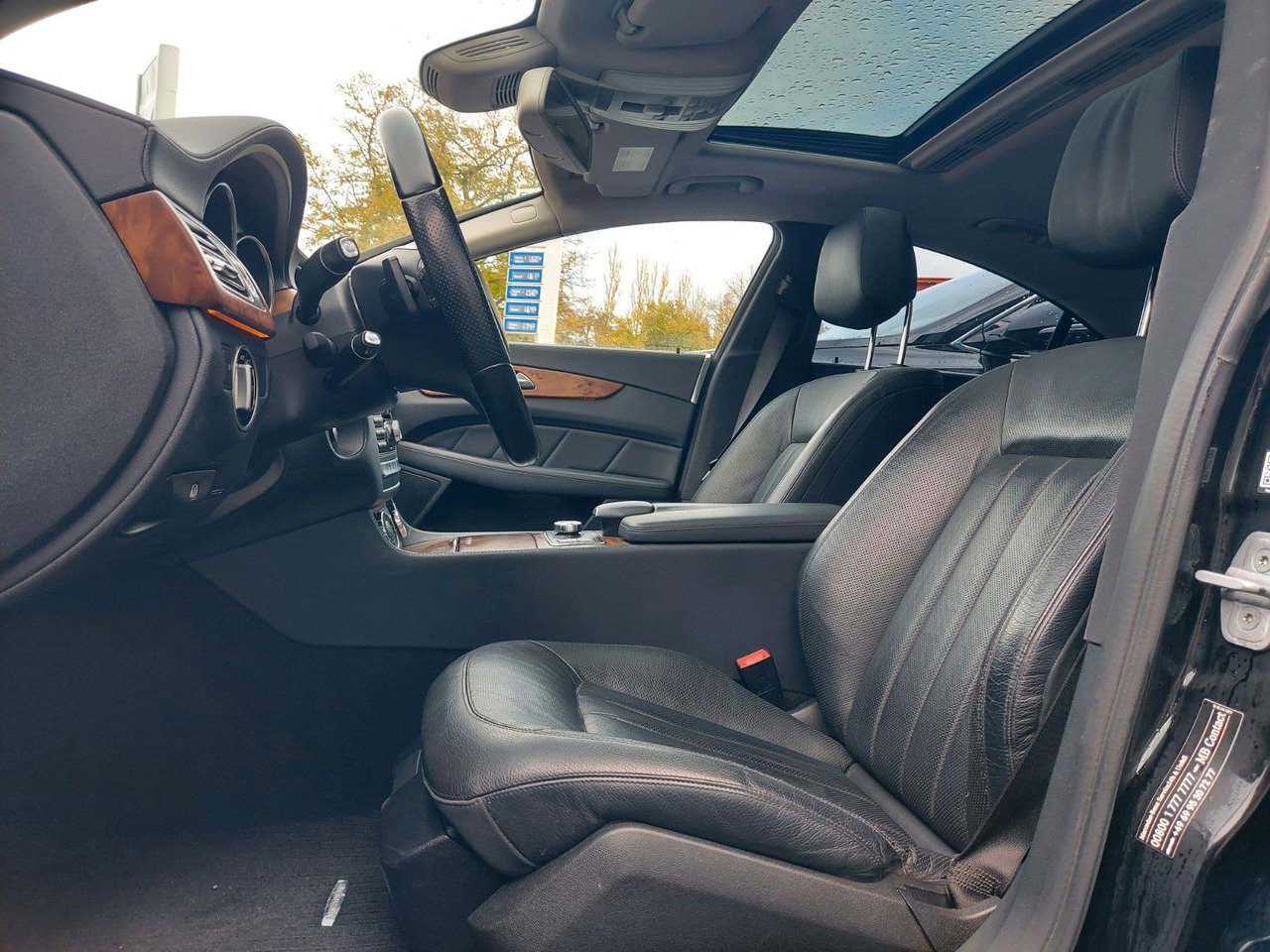 Mercedes-Benz CLS 350 CDI BE Xenon Leder Navi Sitzbelüftung - Sedan: picture 3 Mercedes-Benz CLS 350 CDI BE Xenon Leder Navi Sitzbelüftung - Sedan: picture 3