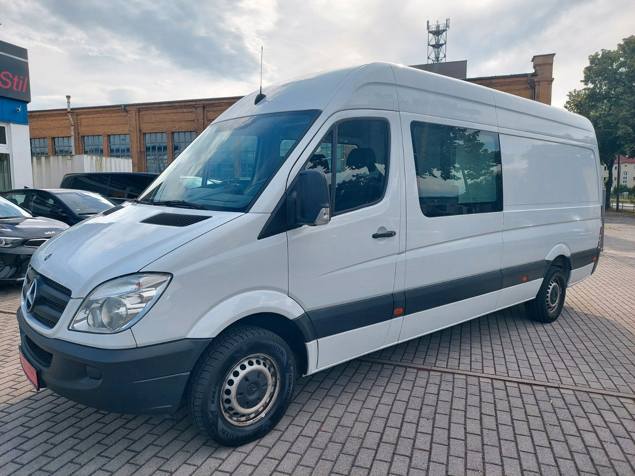 Mercedes-Benz Sprinter II Kasten 316 CDI MIXTO 6 SITZER MAXI - Passenger van: picture 4 Mercedes-Benz Sprinter II Kasten 316 CDI MIXTO 6 SITZER MAXI - Passenger van: picture 4