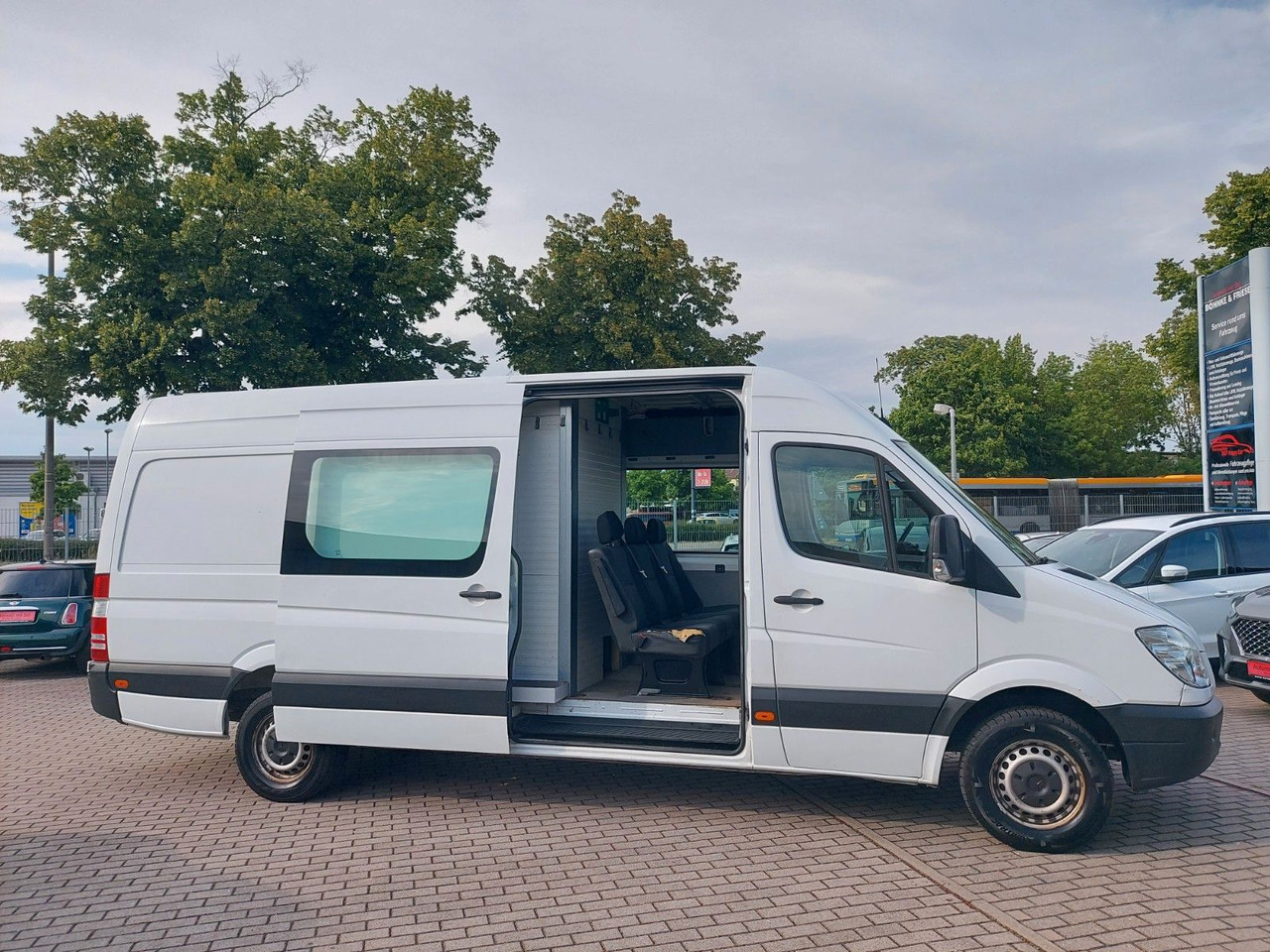 Mercedes-Benz Sprinter II Kasten 316 CDI MIXTO 6 SITZER MAXI - Passenger van: picture 1 Mercedes-Benz Sprinter II Kasten 316 CDI MIXTO 6 SITZER MAXI - Passenger van: picture 1