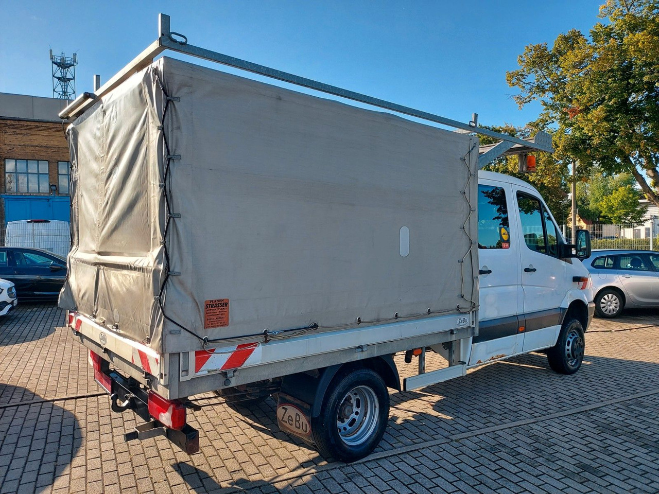 Mercedes-Benz Sprinter II Pritsche DoKa 516 4X4 Plane 6 Sitze on lease Mercedes-Benz Sprinter II Pritsche DoKa 516 4X4 Plane 6 Sitze: picture 6
