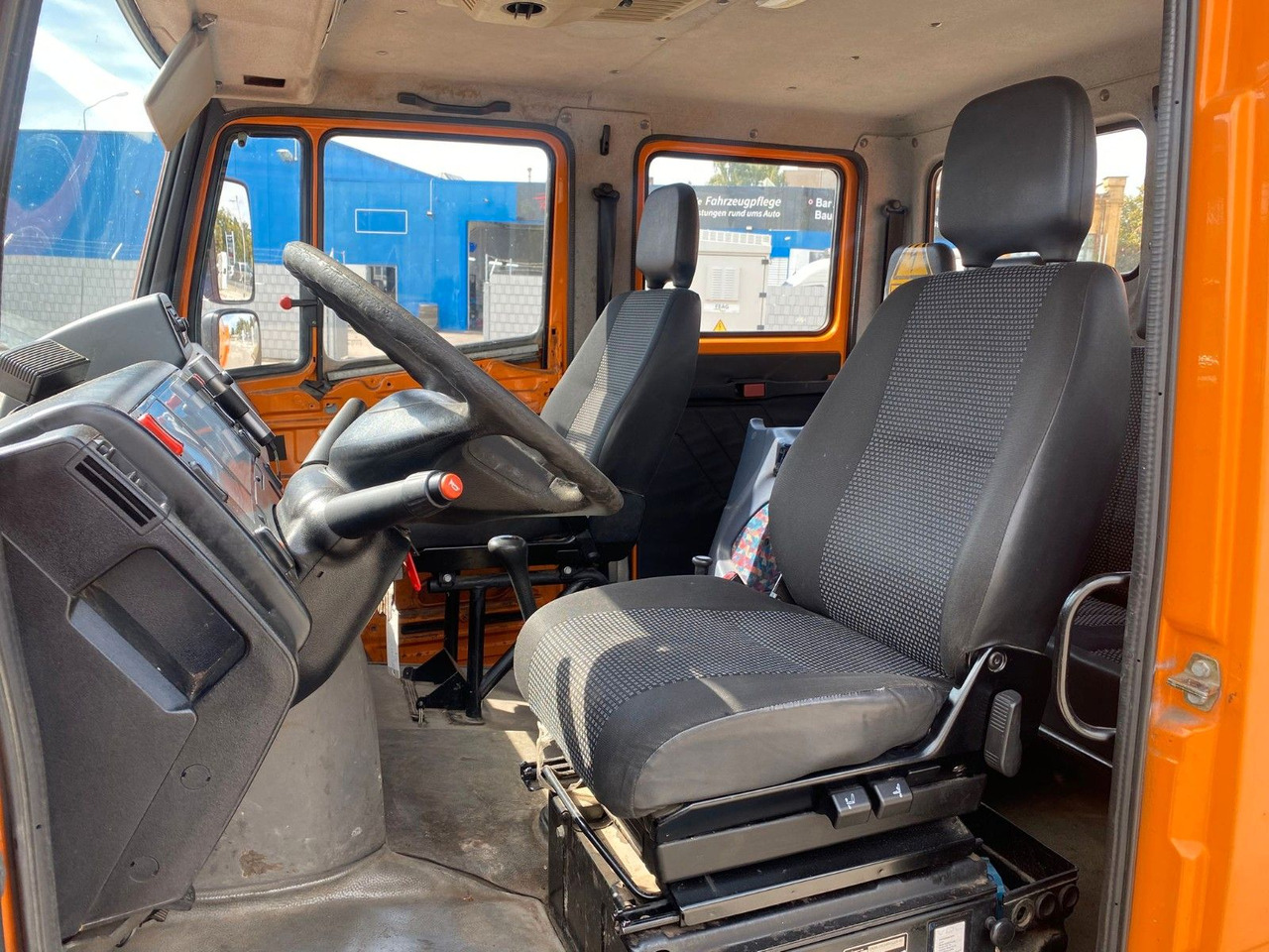 Truck mounted aerial platform Mercedes-Benz VARIO 816D 4x4 HUB Steiger Ruthmann K130: picture 11