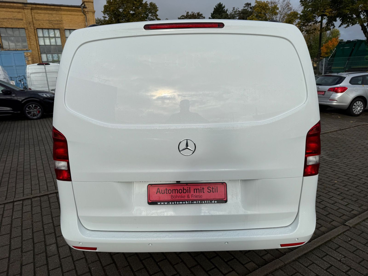 Mercedes-Benz Vito Kasten 114 CDI RWD lang KLIMA NAVI KAMERA P - Passenger van: picture 5 Mercedes-Benz Vito Kasten 114 CDI RWD lang KLIMA NAVI KAMERA P - Passenger van: picture 5