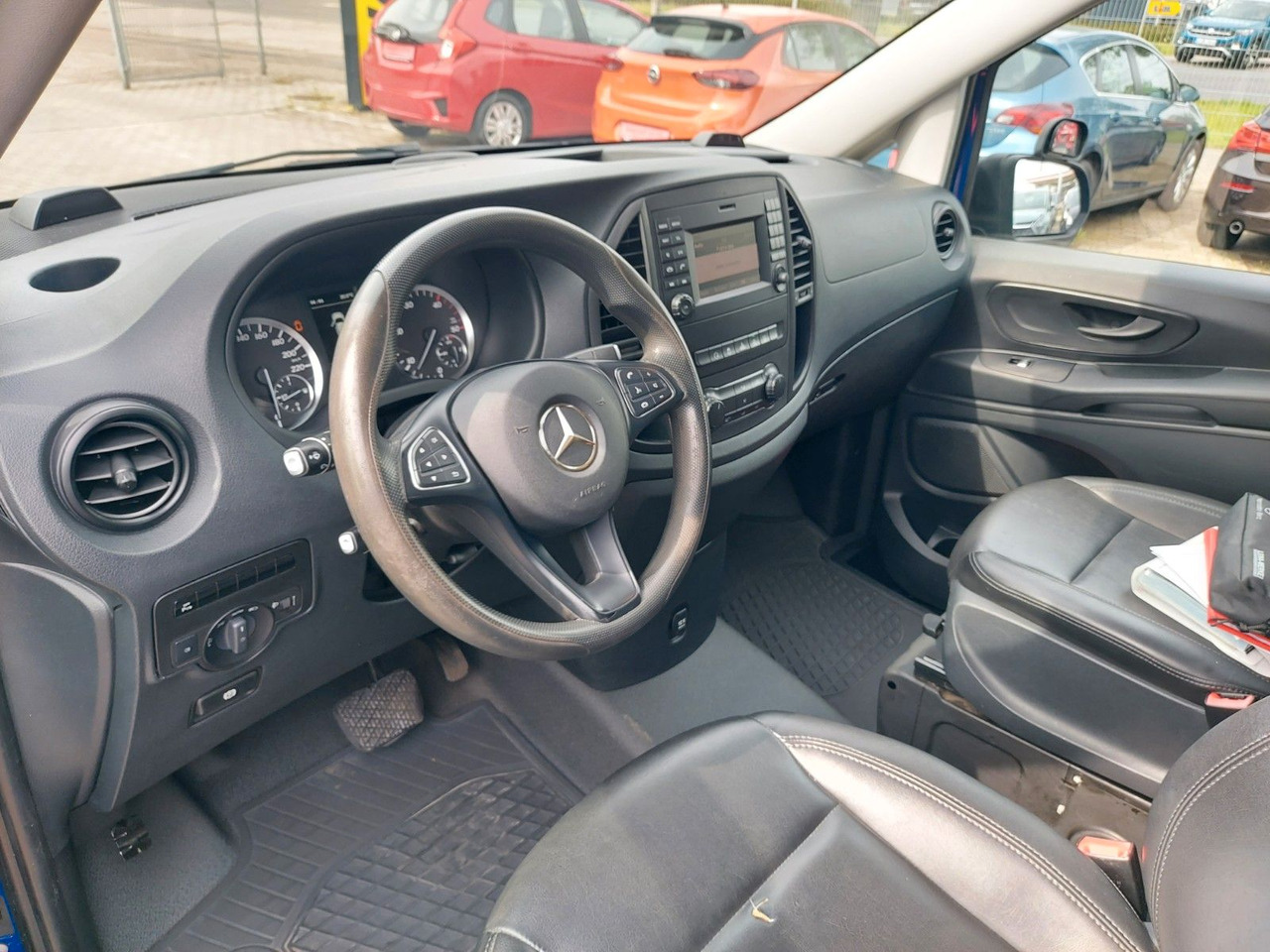 Passenger van Mercedes-Benz Vito Kasten 114 RWD Lang Autom. Klima Tempo PDC: picture 17