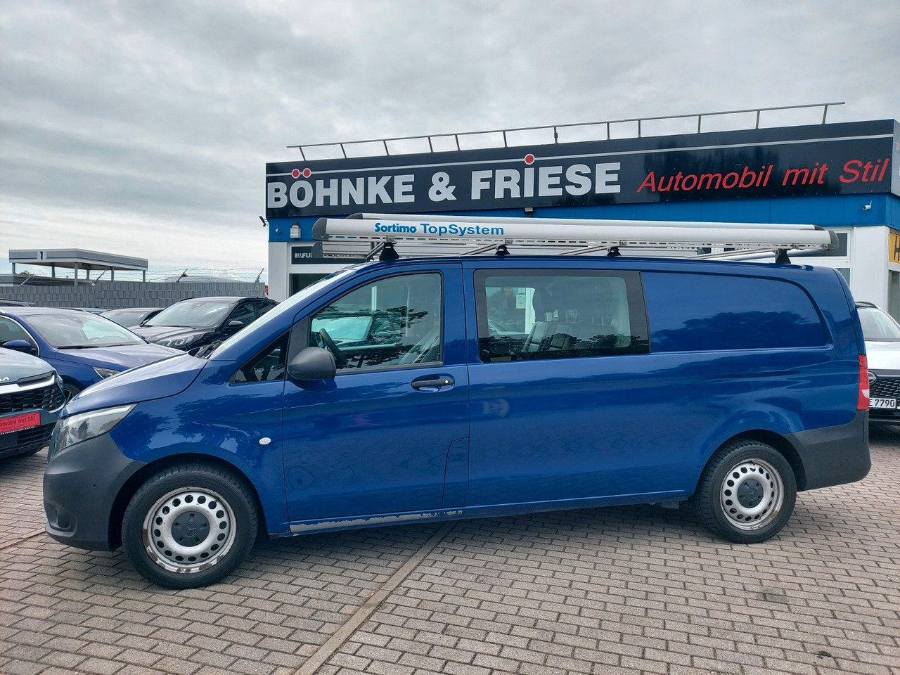 Passenger van Mercedes-Benz Vito Mixto 114 4MATIC Extra lang Autom. 4x4: picture 9