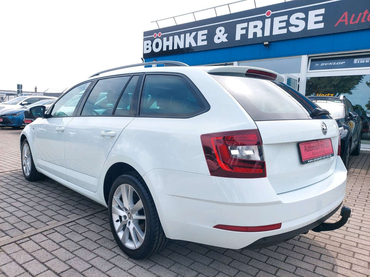 Station wagon Skoda Octavia Combi Drive LED ACC Radar DAB 8xRad AHK: picture 6 Station wagon Skoda Octavia Combi Drive LED ACC Radar DAB 8xRad AHK: picture 6