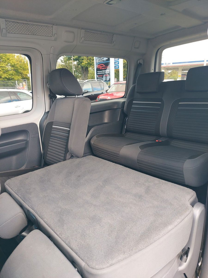 Volkswagen Caddy Kombi Maxi Comfortline 7 Sitze Team on lease Volkswagen Caddy Kombi Maxi Comfortline 7 Sitze Team: picture 23