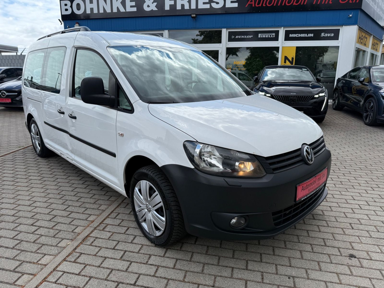 Volkswagen Caddy Maxi KastenKombi 5 SITZER KLIMAA SHZ AHK - Passenger van: picture 2 Volkswagen Caddy Maxi KastenKombi 5 SITZER KLIMAA SHZ AHK - Passenger van: picture 2