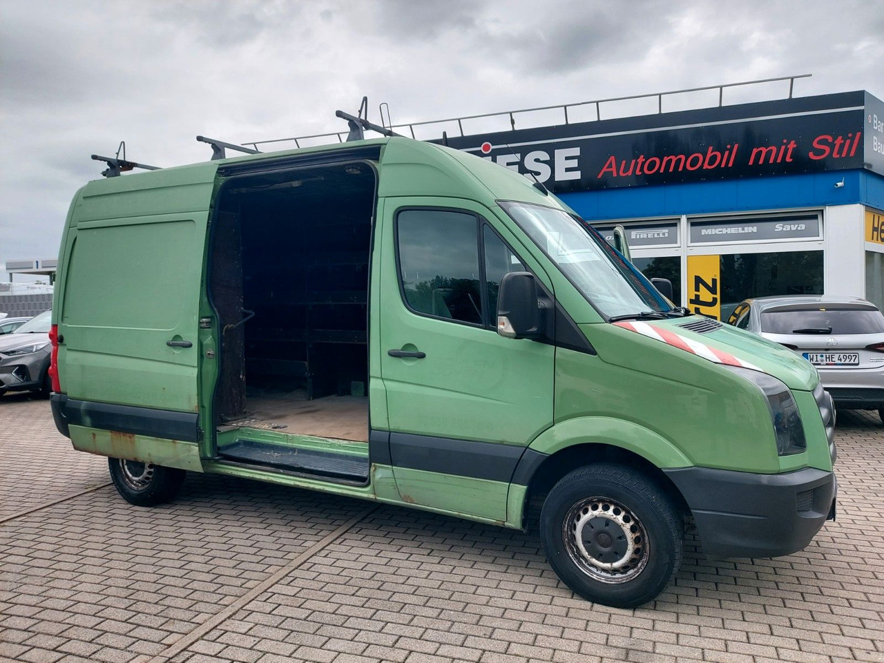 Volkswagen Crafter Kasten 35 L2H2 Hoch lang Standheiz - Passenger van: picture 1 Volkswagen Crafter Kasten 35 L2H2 Hoch lang Standheiz - Passenger van: picture 1