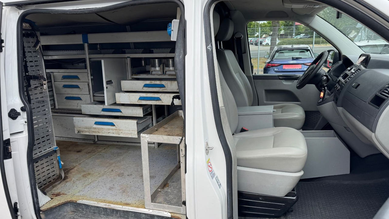 Passenger van Volkswagen T5 Transporter Kasten-Kombi Lang 4Motion KLIMA: picture 16 Passenger van Volkswagen T5 Transporter Kasten-Kombi Lang 4Motion KLIMA: picture 16