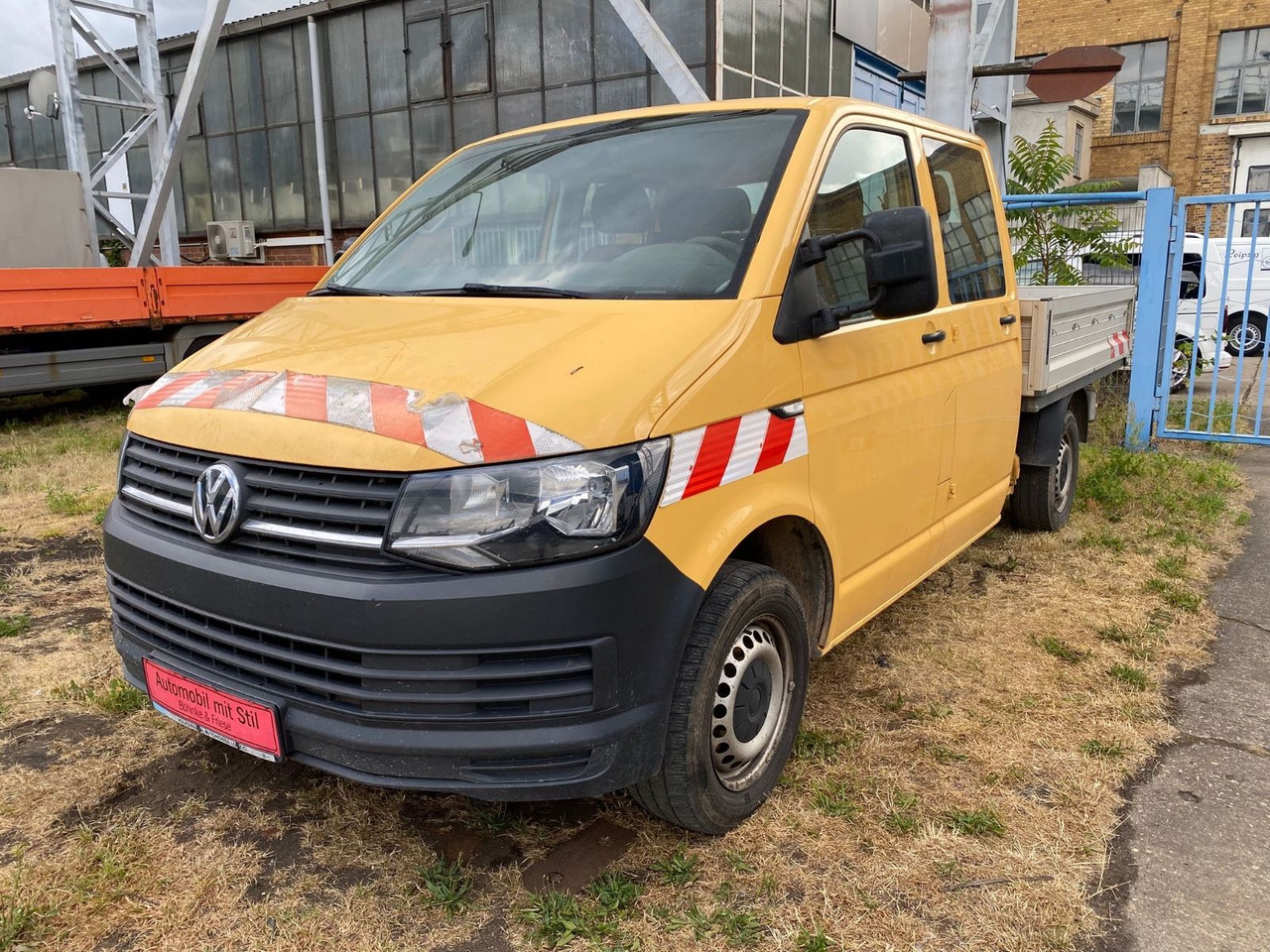 Volkswagen T6 Transporter Pritsche DOKA KLIMA NAVI MOTORSCH - Flatbed van, Combi van: picture 1 Volkswagen T6 Transporter Pritsche DOKA KLIMA NAVI MOTORSCH - Flatbed van, Combi van: picture 1